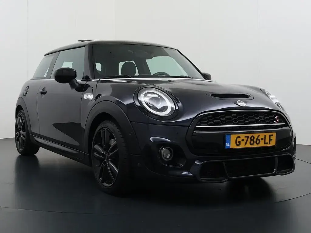 Gebraucht Mini Cooper S 192 PS (141 kW) 2019 Blau Kleinwagen