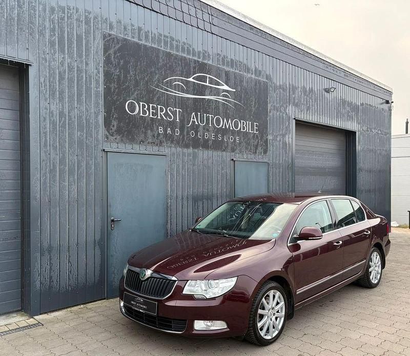 Gebraucht Skoda Superb Elegance 160 PS (117 kW) 2009 Cervena rosso brunello/rosso b Limousine
