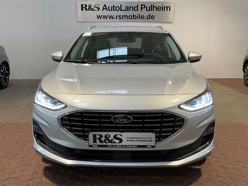 Gebraucht Ford Focus Titanium 125 PS (91 kW) 2024 Silber Kombi