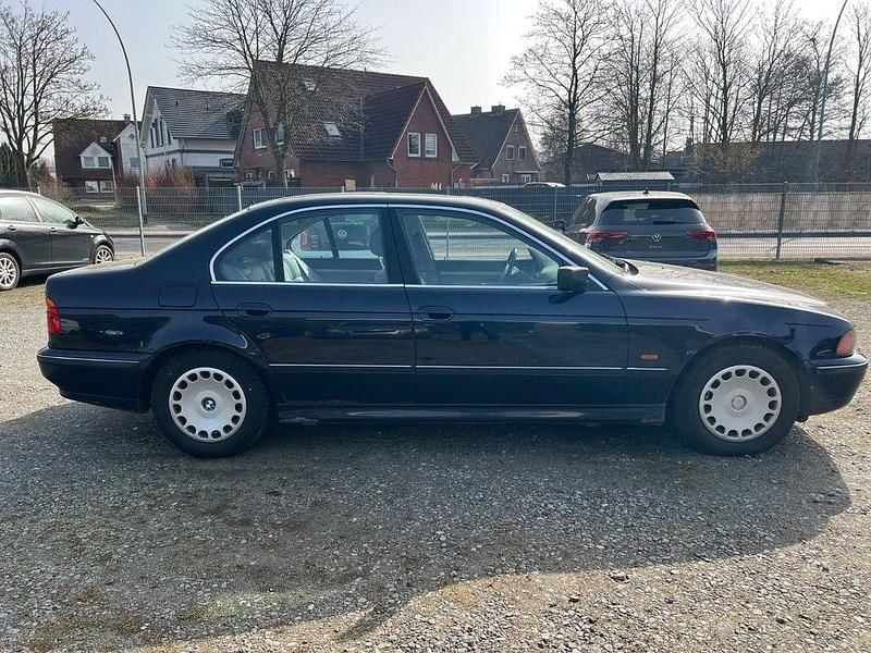 Gebraucht BMW 528 193 PS (141 kW) 2000 Limousine