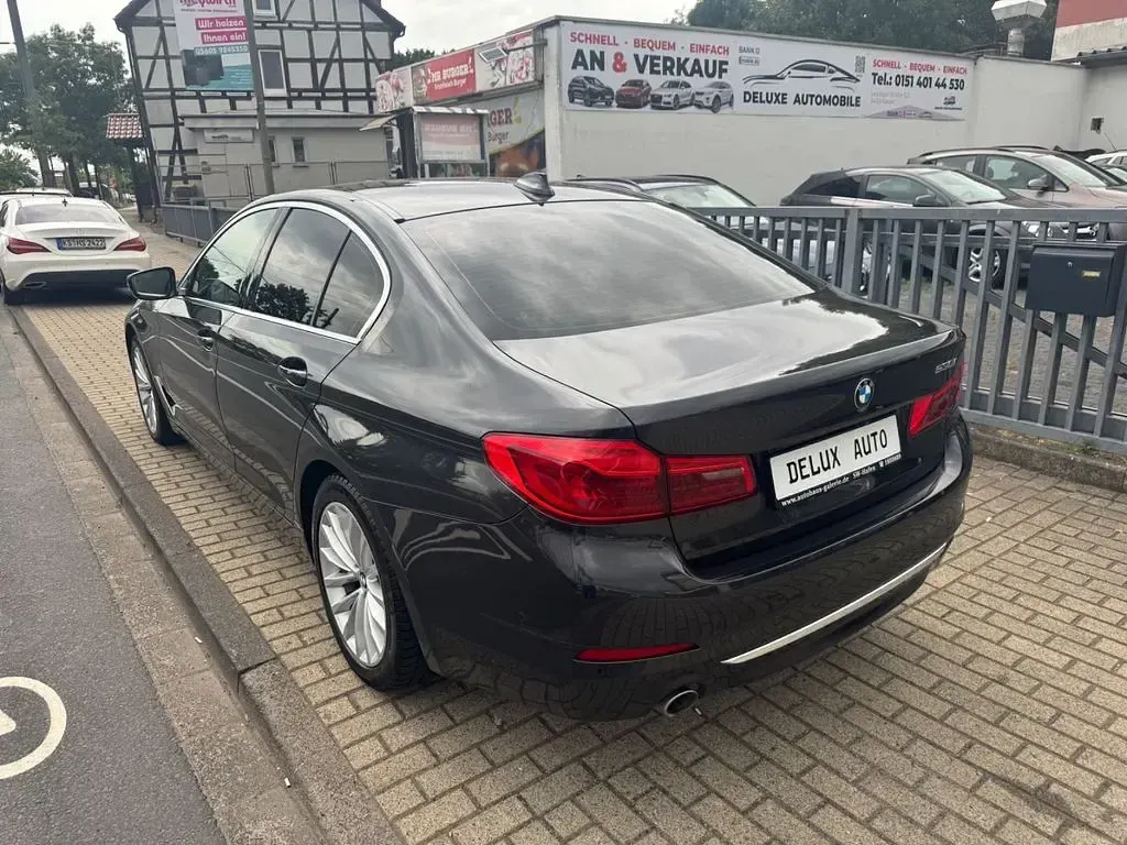 Gebraucht BMW 530 Luxury Line 252 PS (185 kW) 2018 Grau Limousine