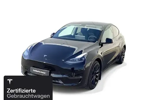 Second-hand Tesla Model Y 273 kW (372 CP) 2024 Negru SUV