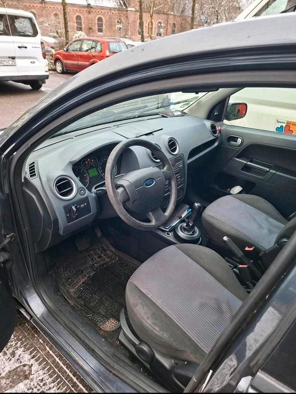 Gebraucht Ford Fusion 80 PS (58 kW) 2007 Grau Kleinwagen