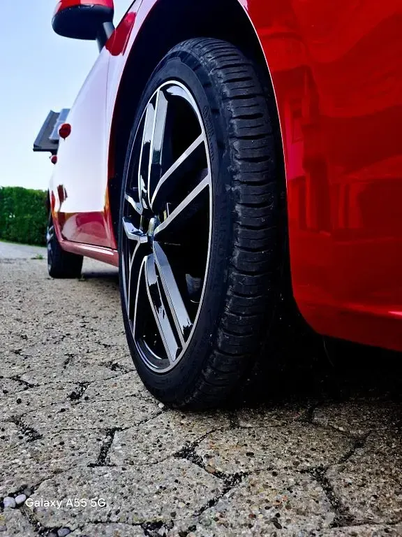 Gebraucht Audi A1 Sportback Sport 82 PS (60 kW) 2018 Rot Kleinwagen
