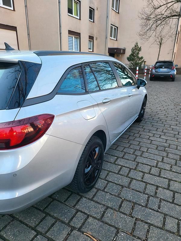 Gebraucht Opel Astra 136 PS (100 kW) 2016 Silber Kombi