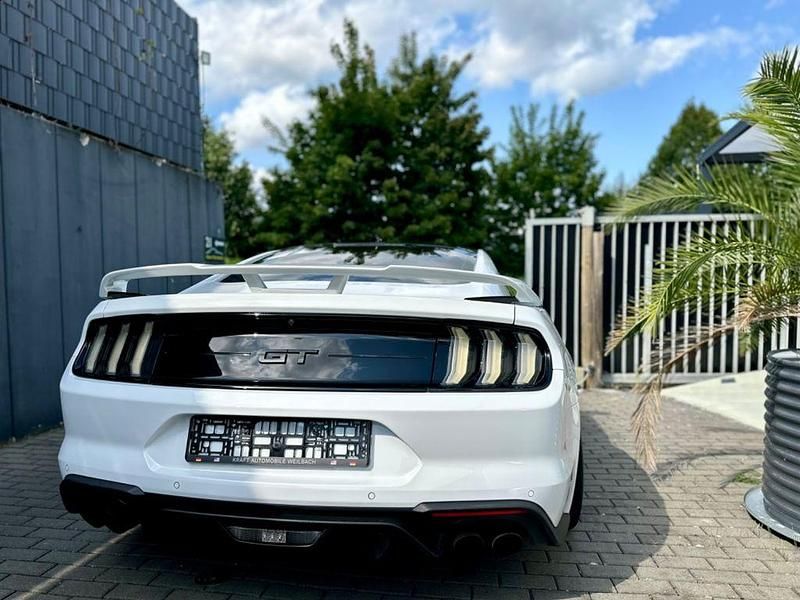 Weiß Gebraucht 2023 Ford Mustang GT Coupé | 39.980 € (Superpreis) - Bild 1/4