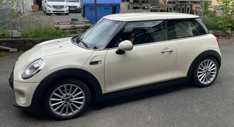 Weiß Gebraucht 2018 Mini Cooper Chili Kleinwagen | 12.000 € (Superpreis) - Bild 1/4