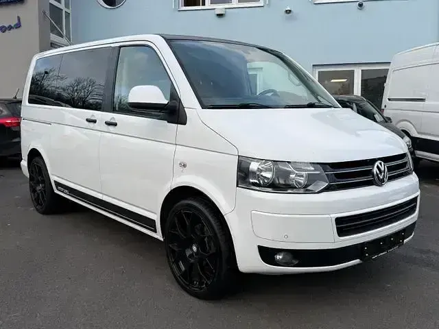 Usata VW Multivan Edition 102 CV (75 kW) 2012 Andere Monovolume