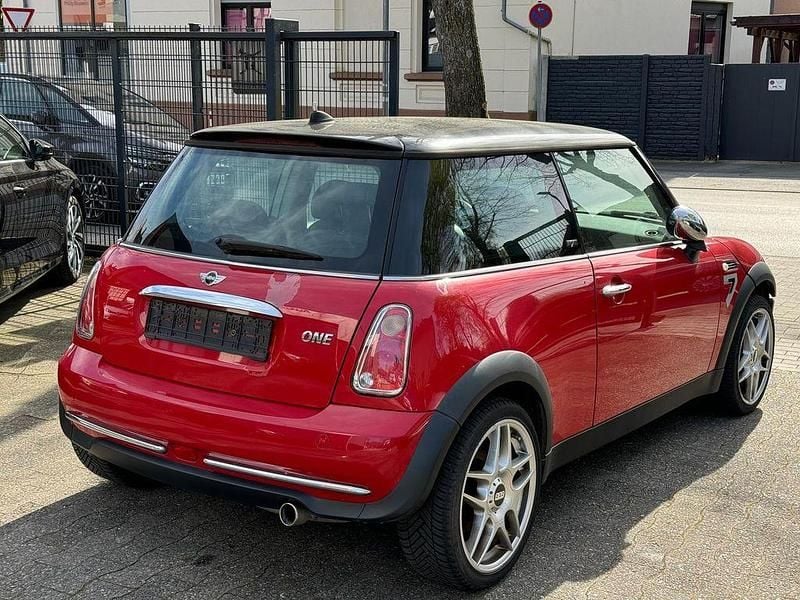 Second-hand Mini ONE 90 CP (66 kW) 2006 Roșu Hatchback