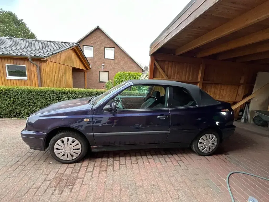 Gebraucht VW Golf Cabriolet Edition 90 PS (66 kW) 1995 Blau Cabrio
