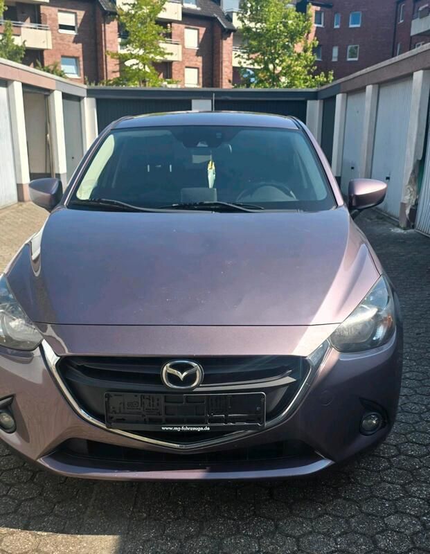 Violet Gebraucht 2016 Mazda 2 Kleinwagen | 5.750 € (Fairer Preis) - Bild 1/4
