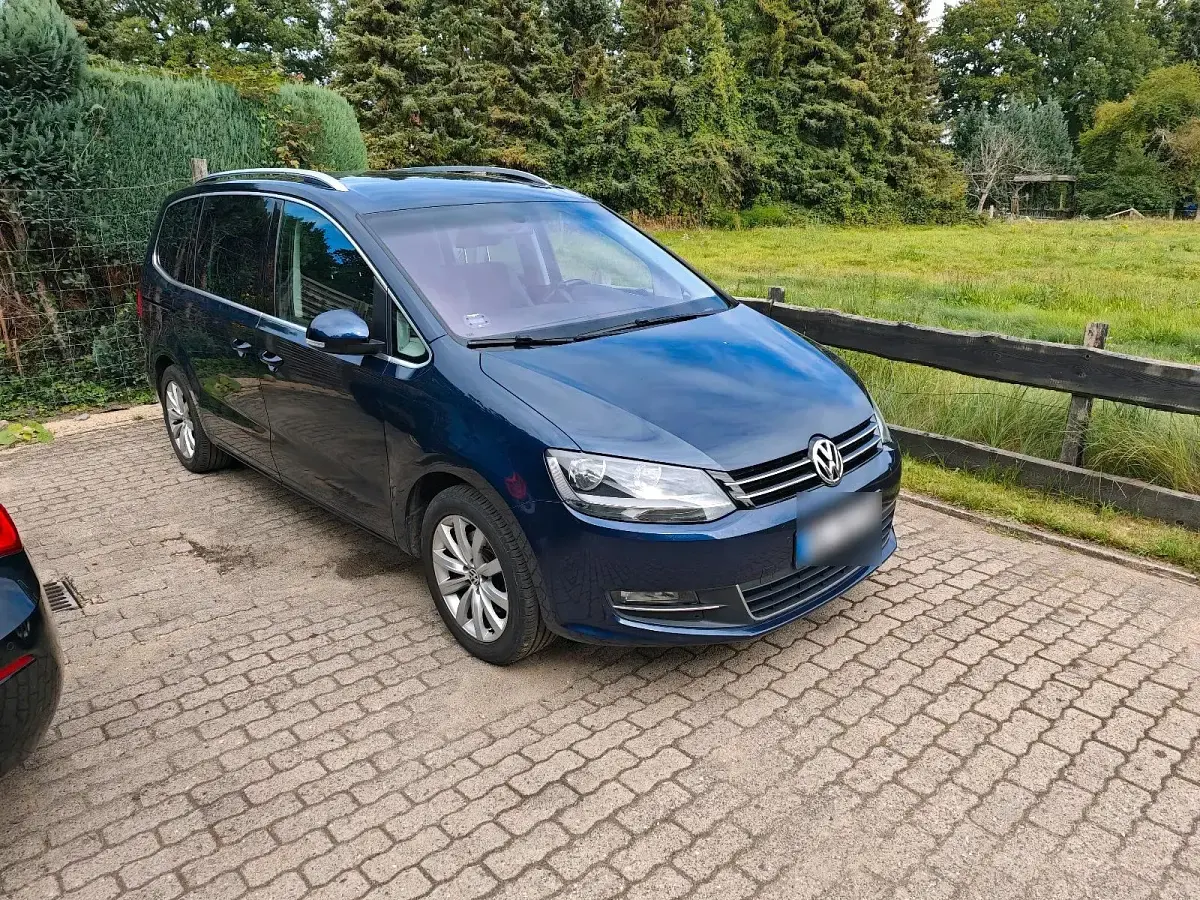 Gebraucht VW Sharan 140 PS (102 kW) 2012 Blau Van / Kleinbus