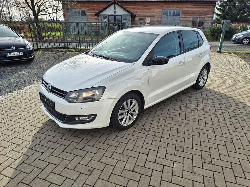 Weiß Gebraucht 2012 VW Polo Style Limousine | 2.899 € (Guter Preis) - Bild 1/4