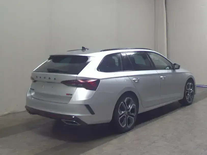 Gebraucht Skoda Octavia RS 200 PS (147 kW) 2022 Silber Kombi
