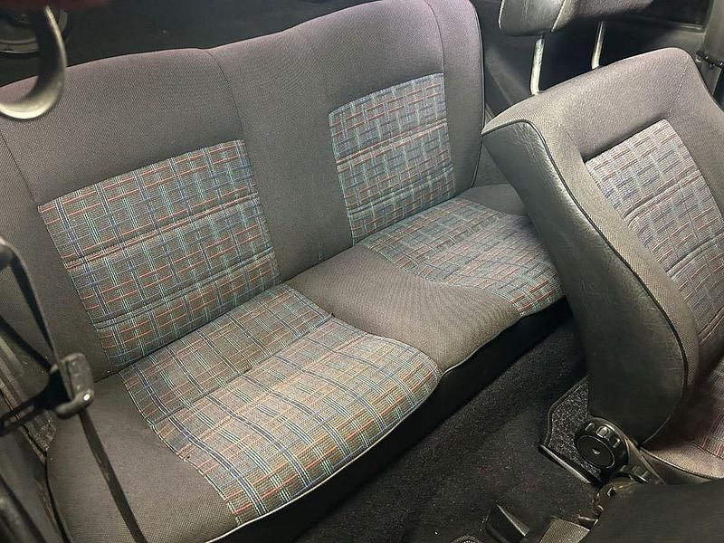 Gebraucht VW Polo 54 PS (39 kW) 1993 Blau Coupé