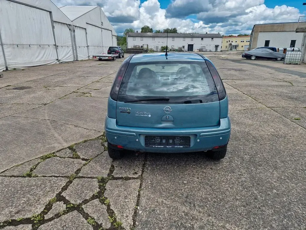 Usata Opel Corsa 60 CV (44 kW) 2006 Grigio Utilitaria
