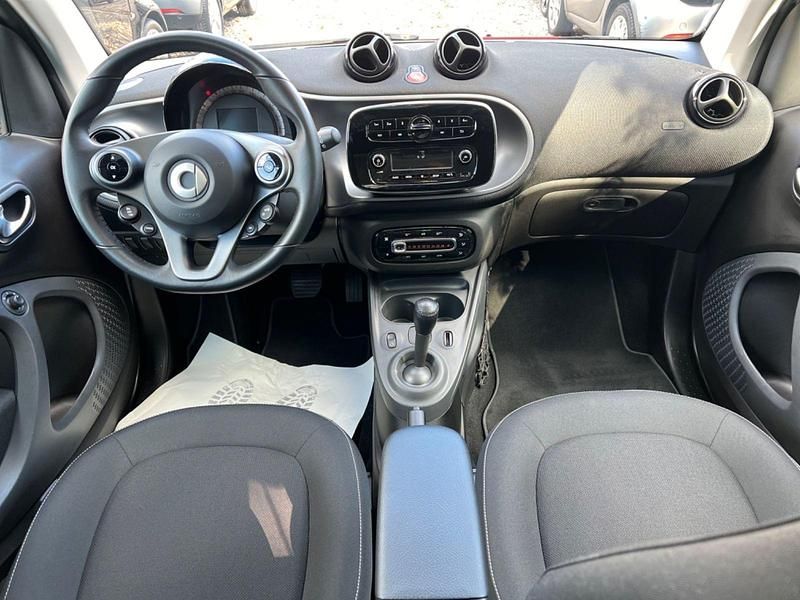 Gebraucht Smart ForTwo Coupé 90 PS (66 kW) 2019 Nachtschwarz Kleinwagen