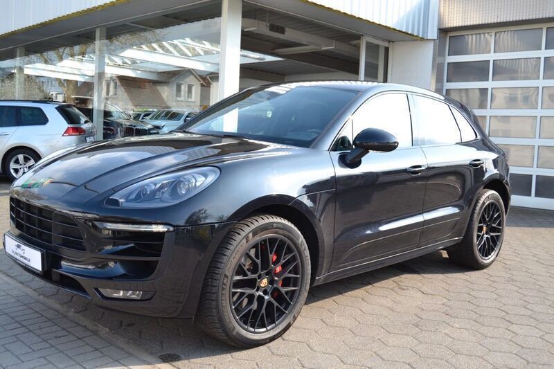 Schwarz Gebraucht 2016 Porsche Macan GTS Sport SUV | 37.490 € (Guter Preis) - Bild 1/4