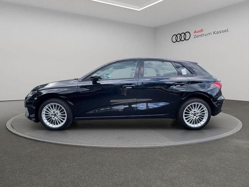 Gebraucht Audi A3 Sportback Ambiente 116 PS (85 kW) 2023 Schwarz Kleinwagen