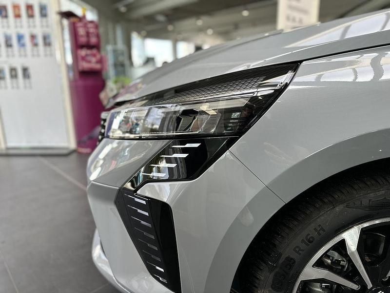 Neu Renault Clio V Techno 91 PS (66 kW) 2025 Rafalgrau metallic Limousine