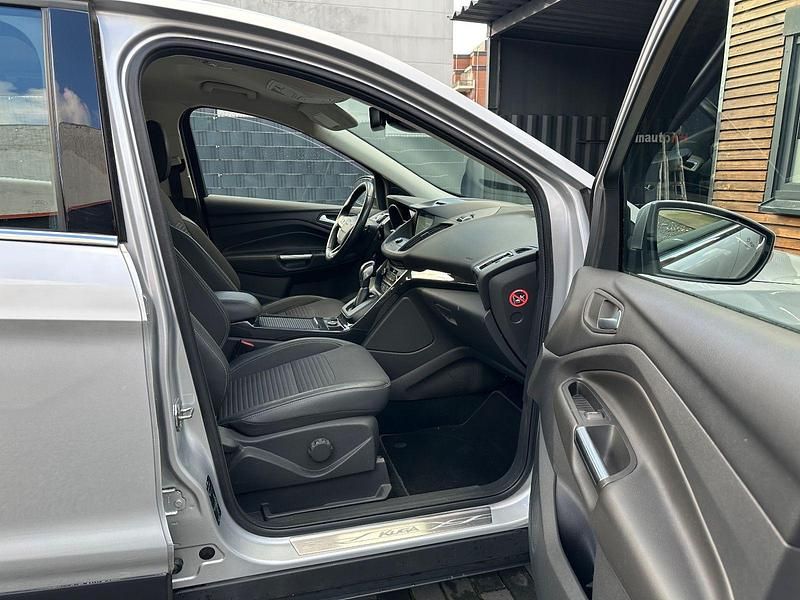 Gebraucht Ford Kuga Titanium 182 PS (133 kW) 2017 Silber SUV