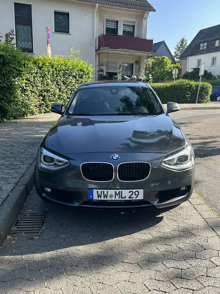 Gebraucht BMW 120 Comfort Edition 184 PS (135 kW) 2014 Grau Kleinwagen