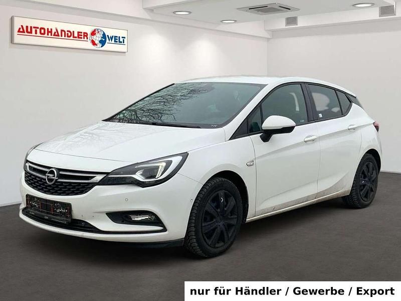 Gebraucht Opel Astra Active 125 PS (91 kW) 2017 Weiß Limousine