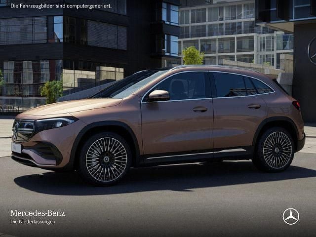 Gebraucht Mercedes EQA300 AMG 167 kW (228 PS) 2023 Rosègold SUV