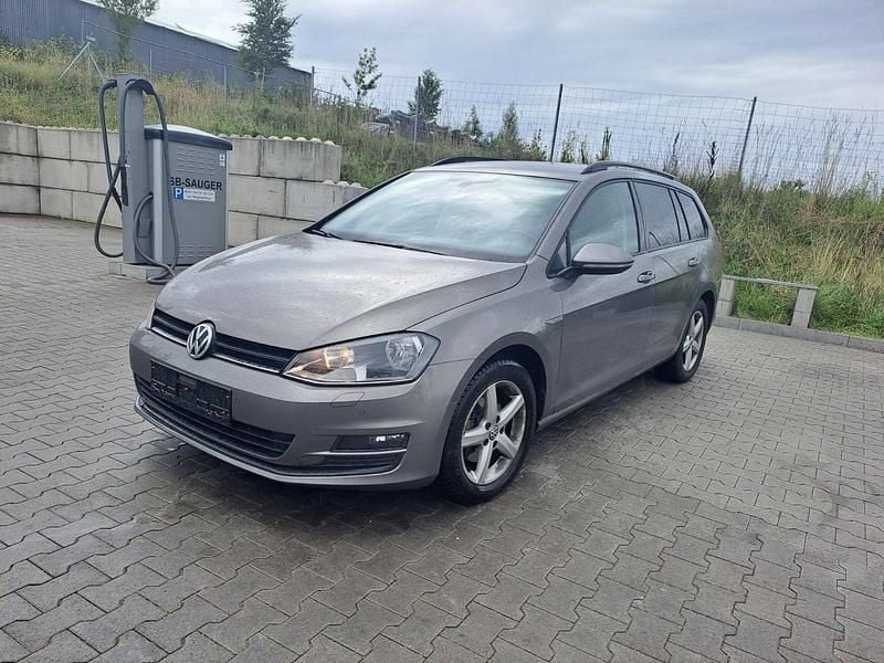 Grau Gebraucht 2015 VW Golf VII Kombi | 6.800 € (Superpreis) - Bild 1/4