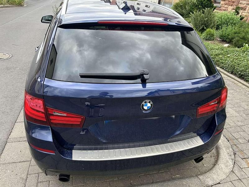 Gebraucht BMW 535 313 PS (230 kW) 2016 Blau Kombi