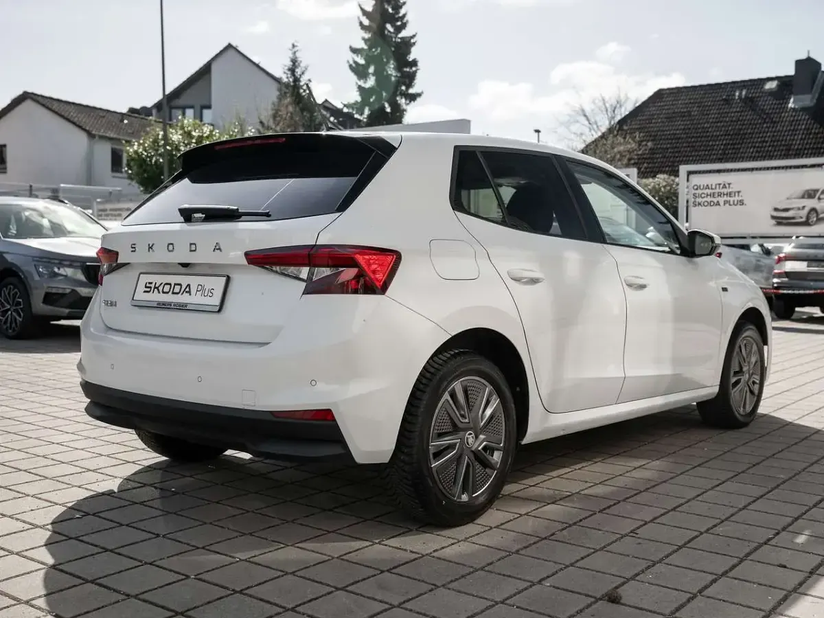 Gebraucht Skoda Fabia Tour 116 PS (85 kW) 2025 Weiß Kleinwagen