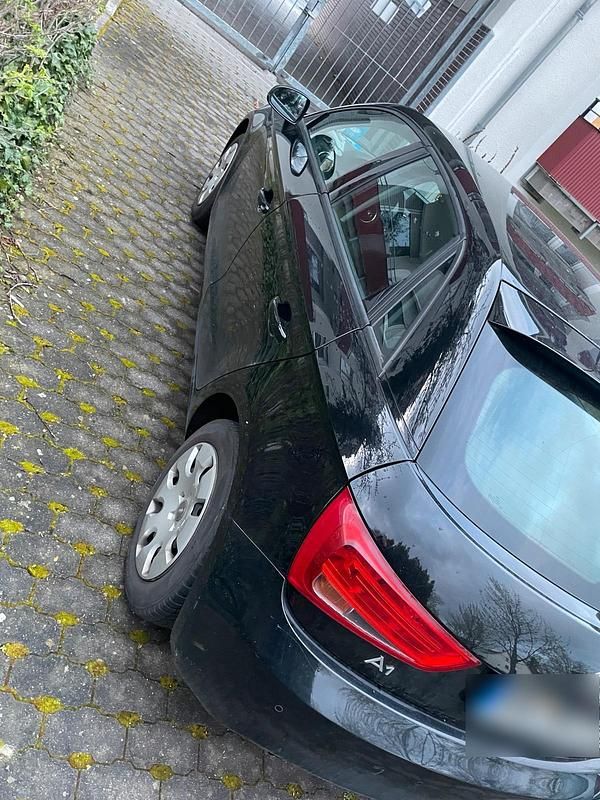 Gebraucht Audi A1 Sportback 86 PS (63 kW) 2014 Schwarz Kleinwagen