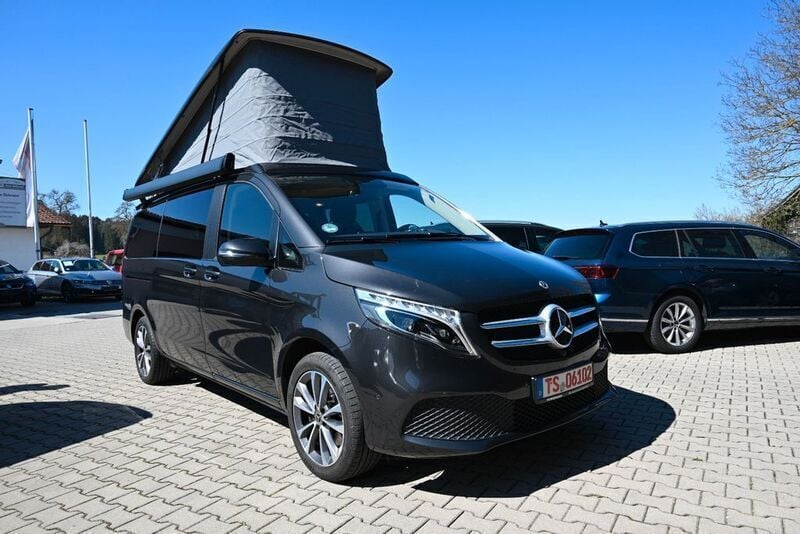 Grau Gebraucht 2022 Mercedes V220 Marco Polo Van / Kleinbus | 59.999 € (Fairer Preis) - Bild 1/4