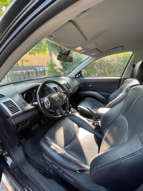 Gebraucht Citroën C-Crosser 156 PS (114 kW) 2011 Schwarz SUV