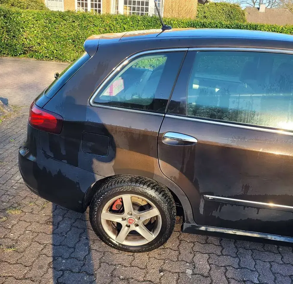Gebraucht Fiat Croma Dynamic 150 PS (110 kW) 2009 Braun Kombi