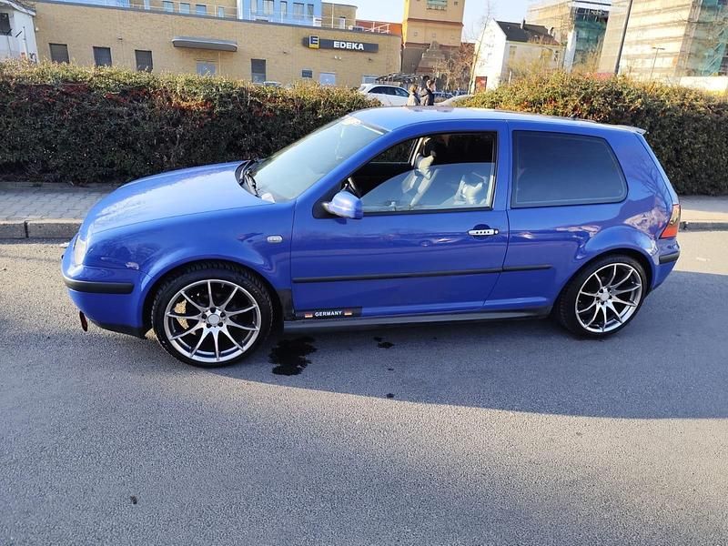 Gebraucht VW Golf Sportline 75 PS (55 kW) 2000 Blau Coupé