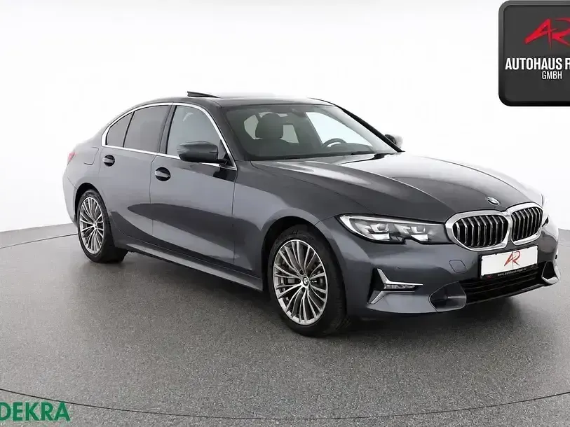 Gebraucht BMW 330e Luxury Line 252 PS (185 kW) 2019 Mineralgrau Limousine