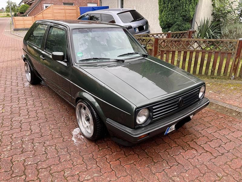 Grün Gebraucht 1989 VW Golf II GT Limousine | 12.300 € - Bild 1/4