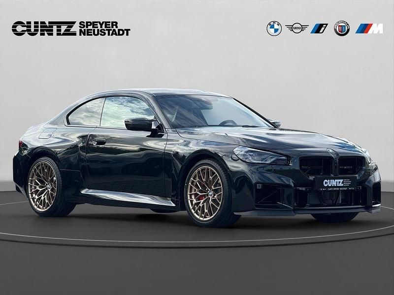 Neu BMW M2 Performance 530 PS (389 kW) 2026 Saphirschwarz Coupé