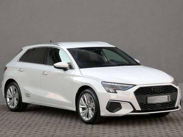 Gebraucht Audi A3 Sport 150 PS (110 kW) 2021 Weiß Limousine