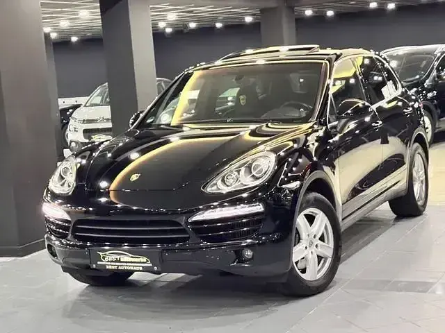 Używany Porsche Cayenne 245 KM (180 kW) 2013 Czarny SUV