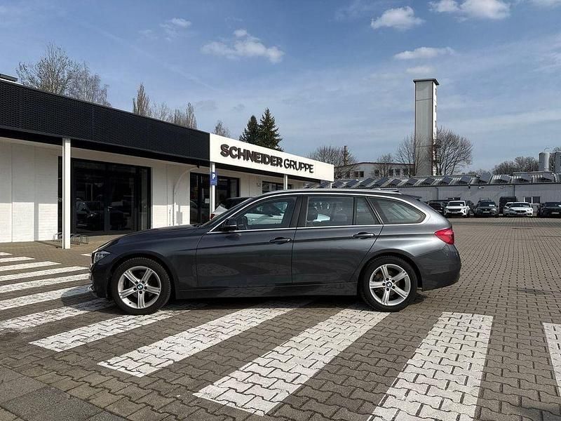 Gebraucht BMW 320 Advantage 190 PS (139 kW) 2016 Grau Kombi