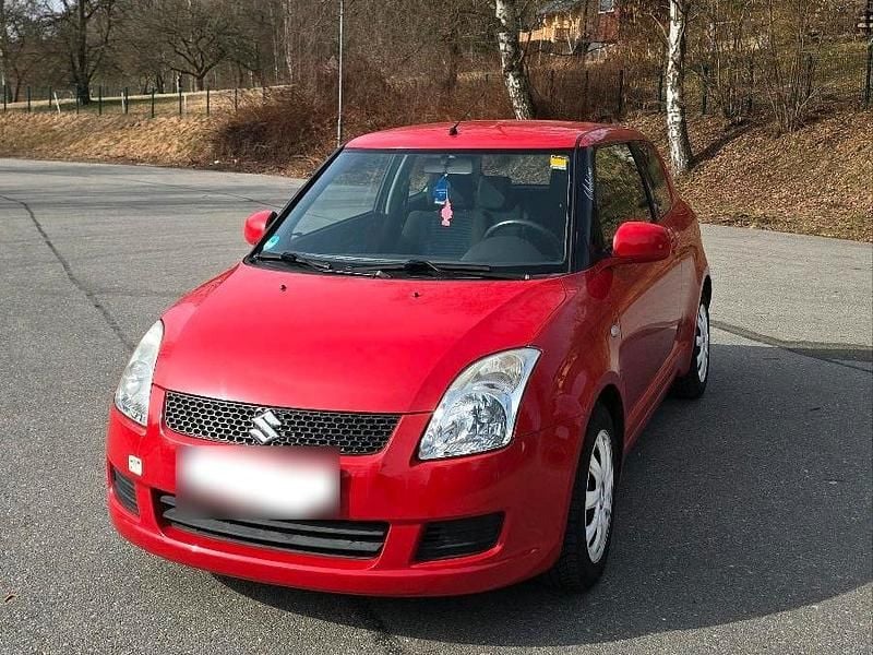 Gebraucht Suzuki Swift 91 PS (66 kW) 2009 Rot Kleinwagen