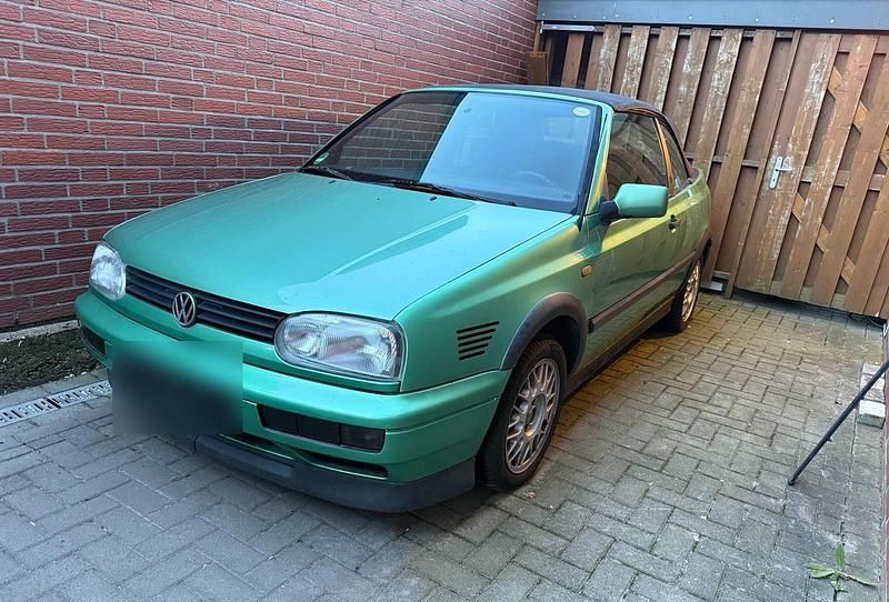 Grün Gebraucht 1995 VW Golf Cabriolet Cabrio | 1.000 € - Bild 1/4