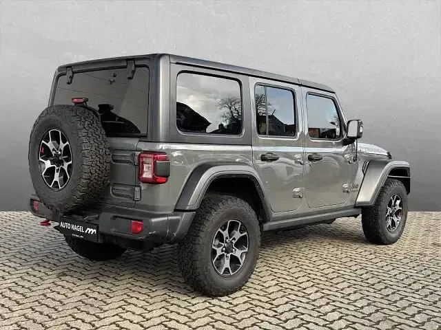 Gebraucht Jeep Wrangler Unlimited Rubicon 200 PS (147 kW) 2018 Grau SUV