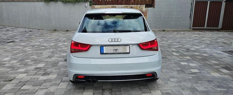 Gebraucht Audi A1 S-Line 122 PS (89 kW) 2014 Weiß Kleinwagen