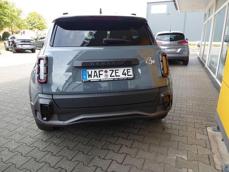 Neu Renault 4 E-Tech Iconic 110 kW (150 PS) 2025 Schiefergrau schwarzem dach SUV