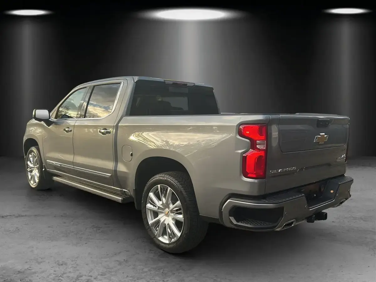Neu Chevrolet Silverado 309 PS (227 kW) 2026 Sterling grey