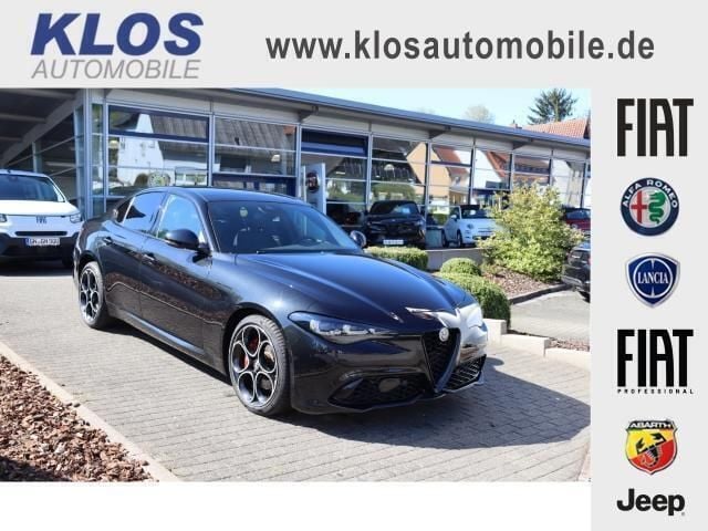 Schwarz Gebraucht 2023 Alfa Romeo Giulia Competizione Limousine | 42.990 € (Etwas zu teuer) - Bild 1/4