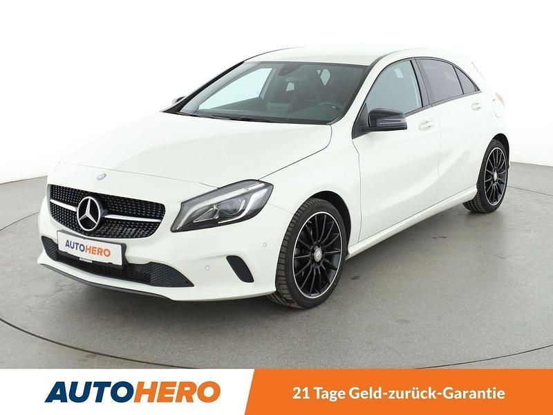 Weiß Gebraucht 2016 Mercedes A160 Urban Limousine | 15.640 € (Etwas zu teuer) - Bild 1/3